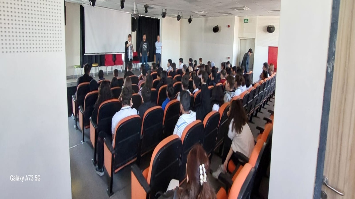 Okulumuzda Tanıtım Semineri Düzenlendi